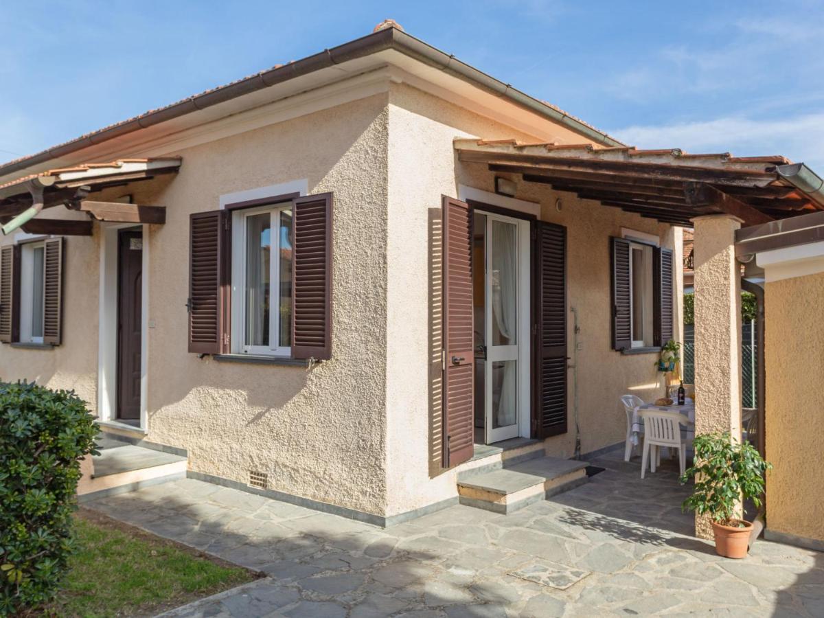 Holiday Home Francesca By Interhome Marina di Pietrasanta Luaran gambar